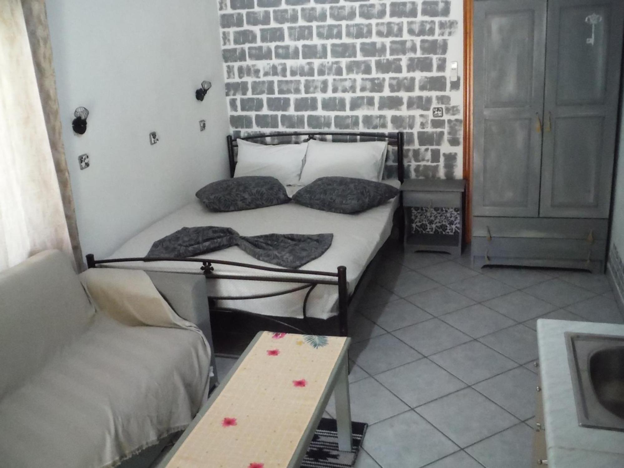 Port Rooms Лименас Екстериор снимка